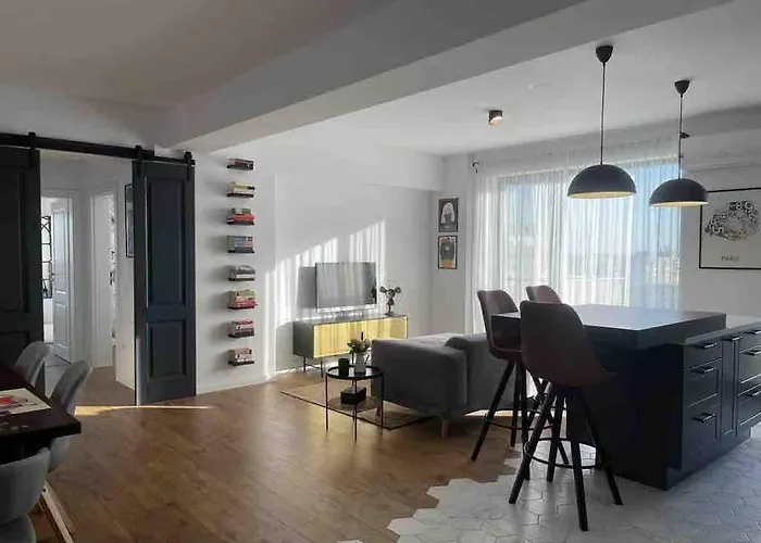 아파트 Modern 2-bedroom In New